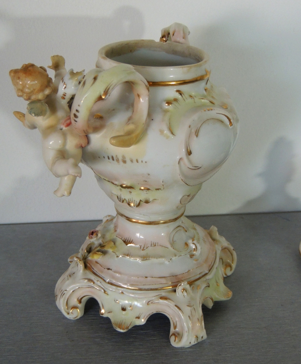 Biscuit Porcelain, Covered Pot Decorated With Slip And Flowers Supporting An Angel -photo-3