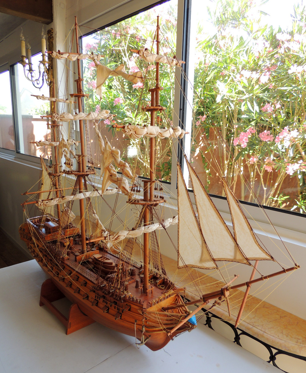Large Wooden Model Boat, 1.36 M Long And 1.12 M High, From The 20th Century -photo-3