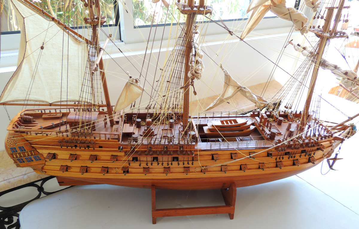 Large Wooden Model Boat, 1.36 M Long And 1.12 M High, From The 20th Century -photo-2