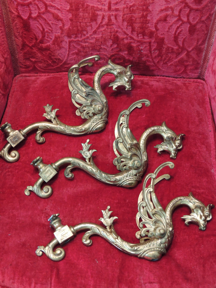 potences  , 3 appliques anciennes  , lampes au gaz , modèle dragons ailés en bronze , 19 ème-photo-3