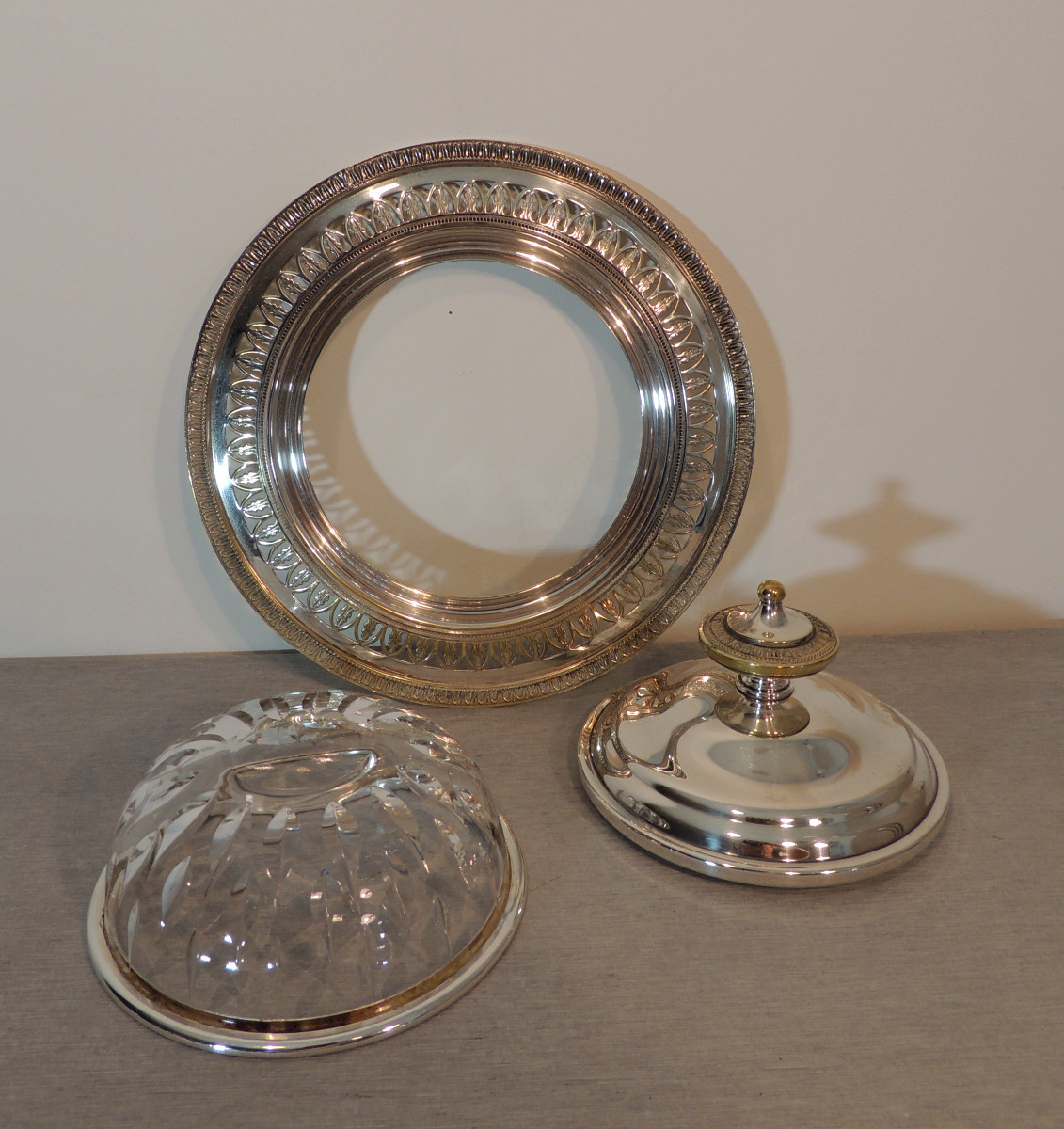 service à caviar en métal argenté , réservoir en cristal taillé main , poinçon A C , 20 ème -photo-1