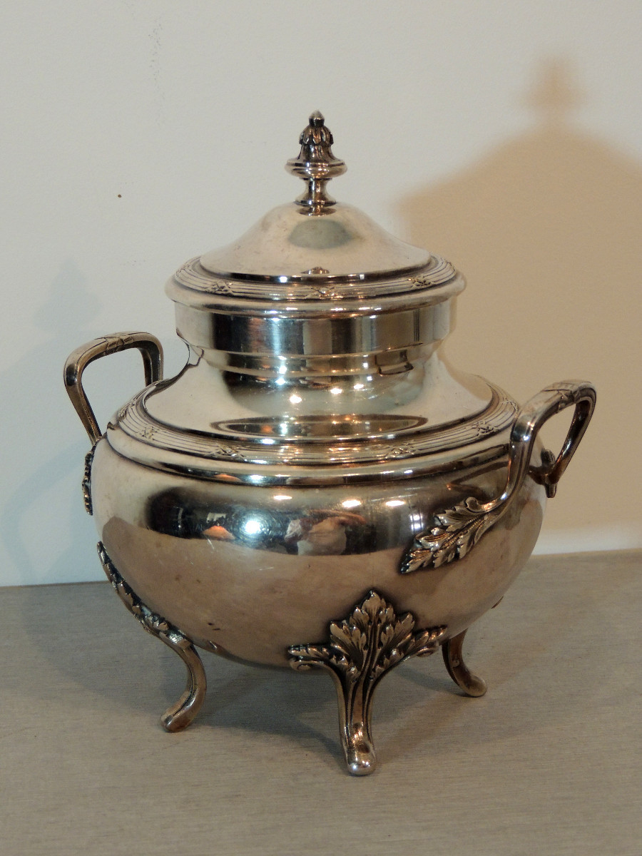 Solid Silver Sugar Bowl, Master Silversmith Armand Frenais (1877 - 1927) Leaf Decoration, 20th Century