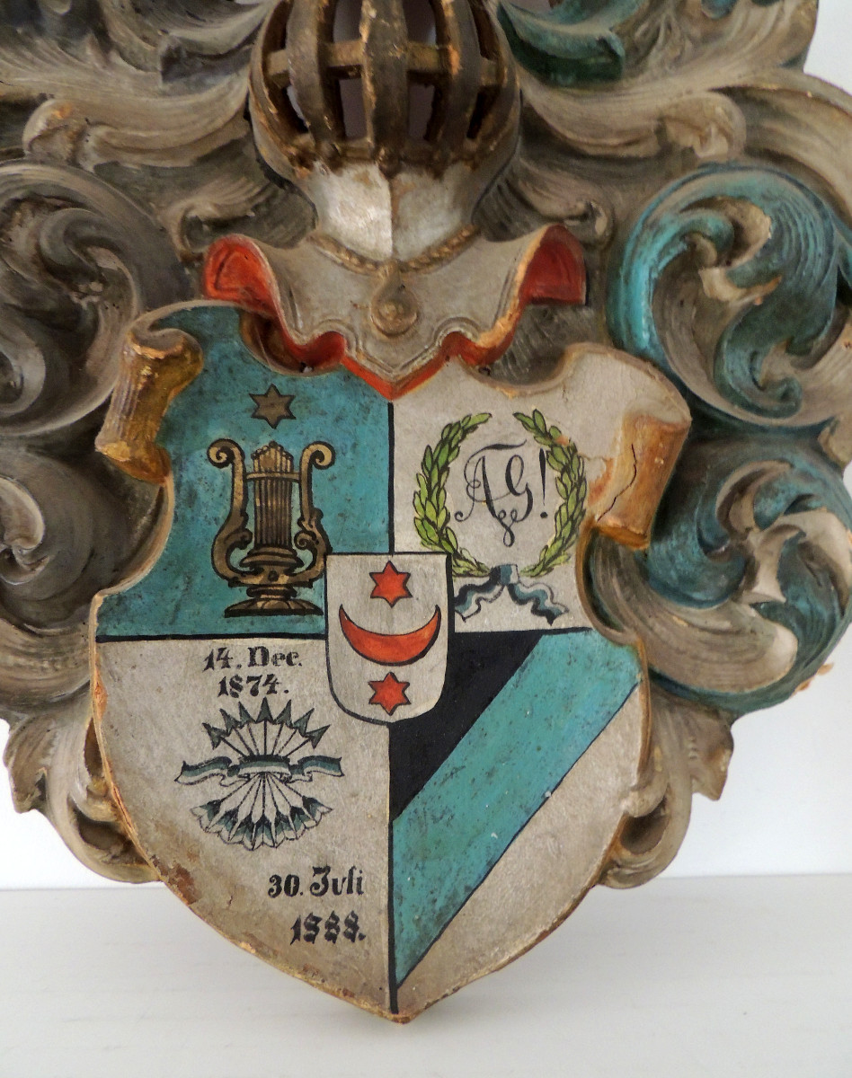 blason aux armoiries , style haute époque ,  papier cartonné sur plâtre stuc ,  19 ème -photo-2