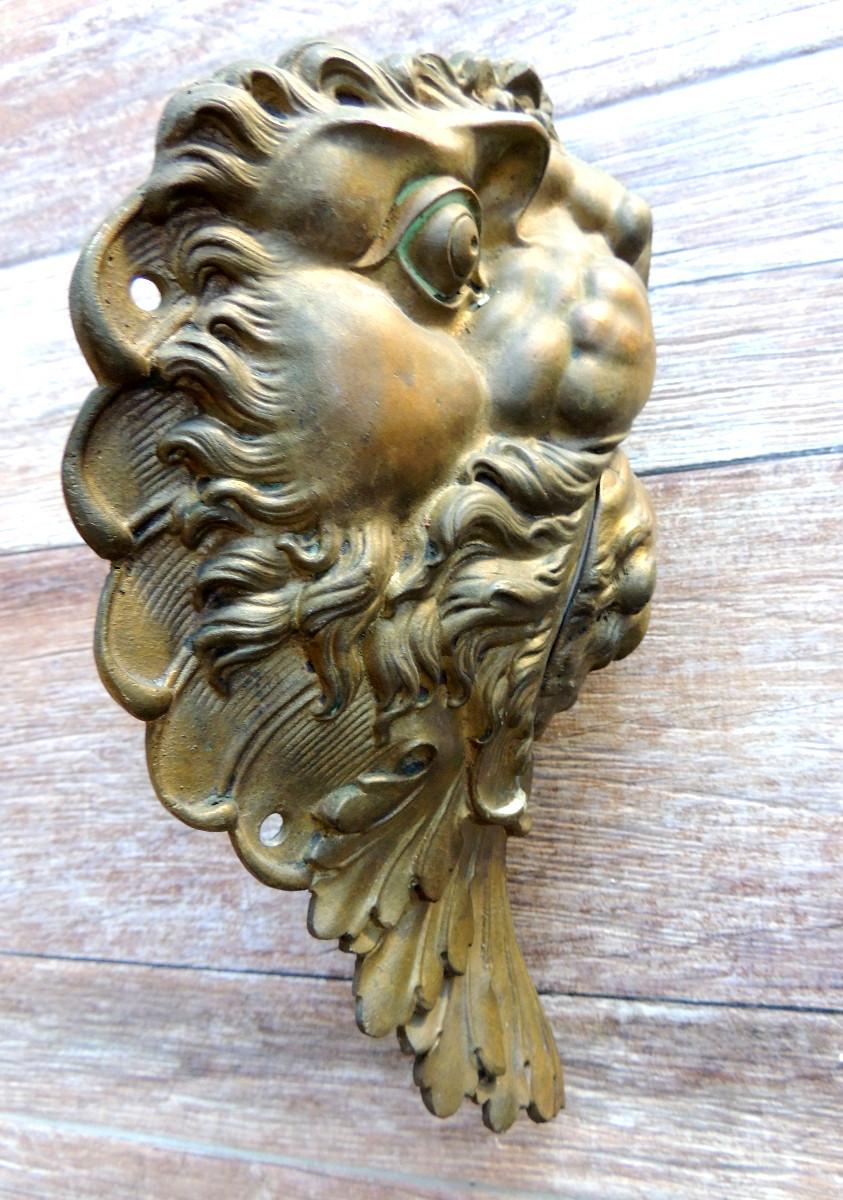 coin de billard , dégueuloir , 3 réceptacles en bronze tête de lion inspiration asie , 19 ème -photo-1