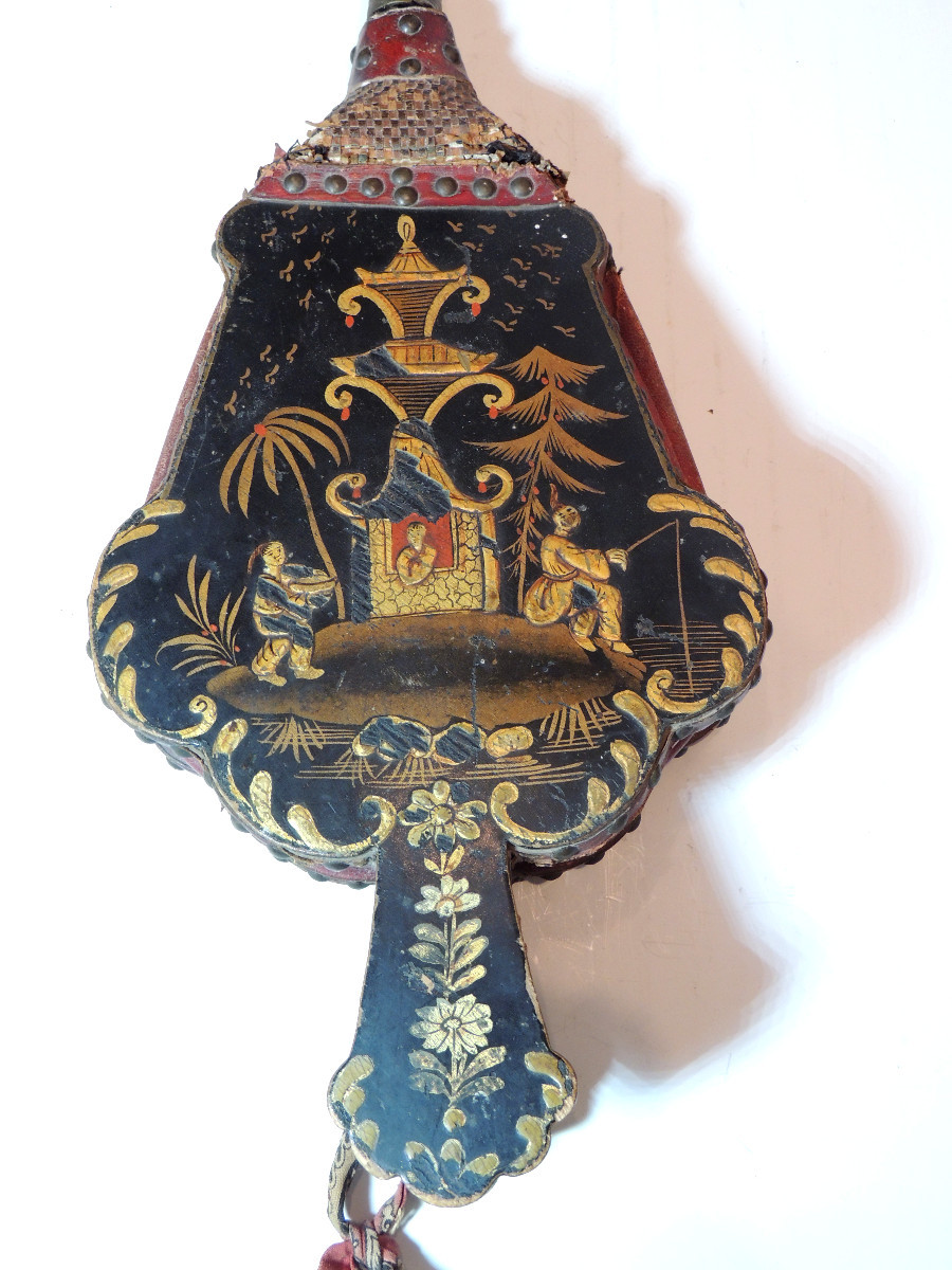 Old Asian Fireplace Bellows, Chinese Lacquer Decoration, 18th Century  -photo-4