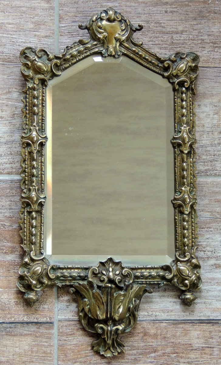 miroir en bronze mural , glace biseautée , Napotéon III , 36 cm de hauteur , 19 ème 