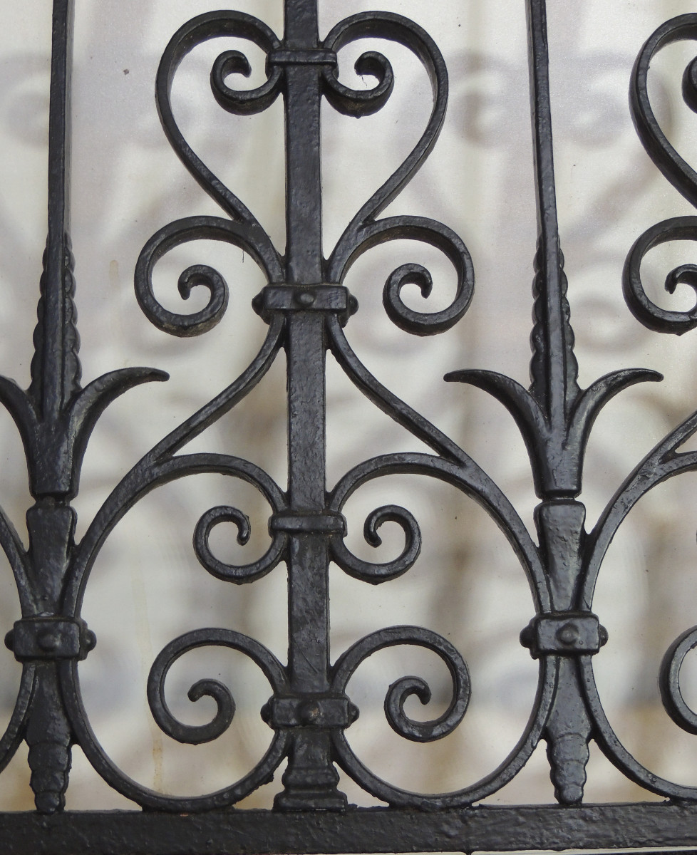 garde-corps , rambarde , appui de fenêtre en ferronnerie , de style Louis XIV du 18 ème siècle-photo-4