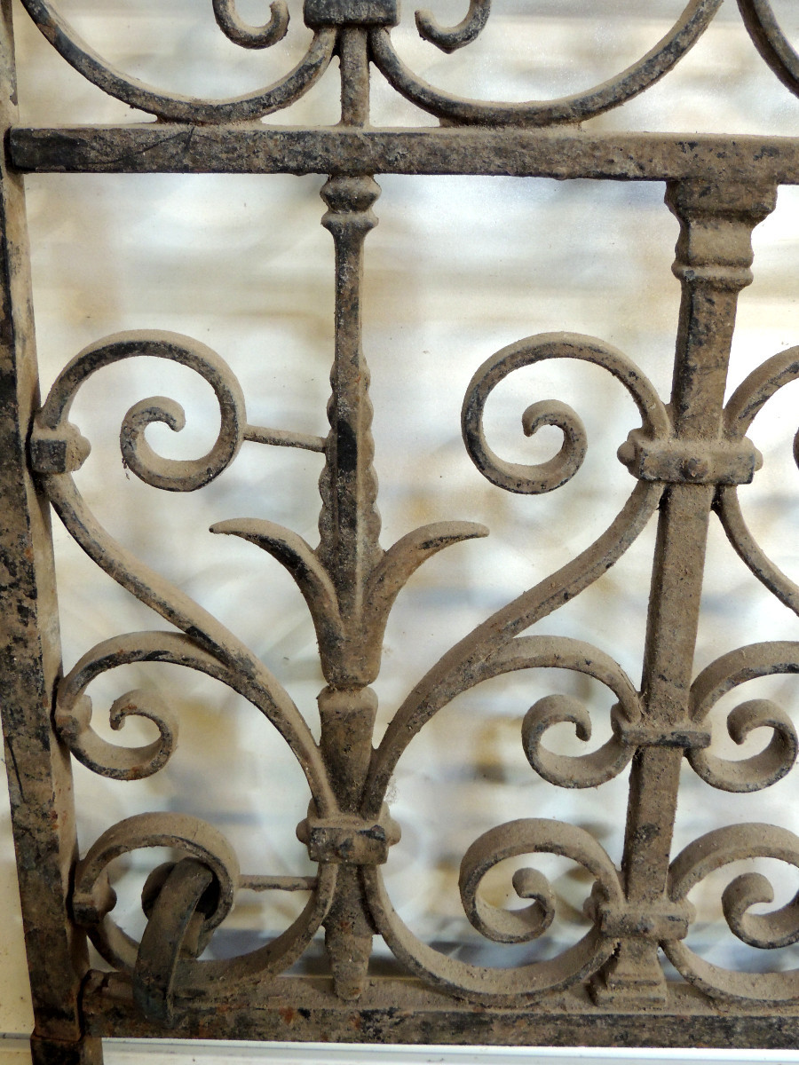 garde-corps , rambarde , appui de fenêtre en ferronnerie , de style Louis XIV du 18 ème siècle-photo-4