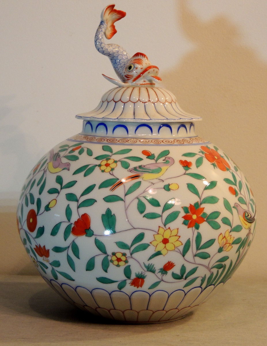 Hereng Hungary , pot couvert , décor asiatique , 20 ème 