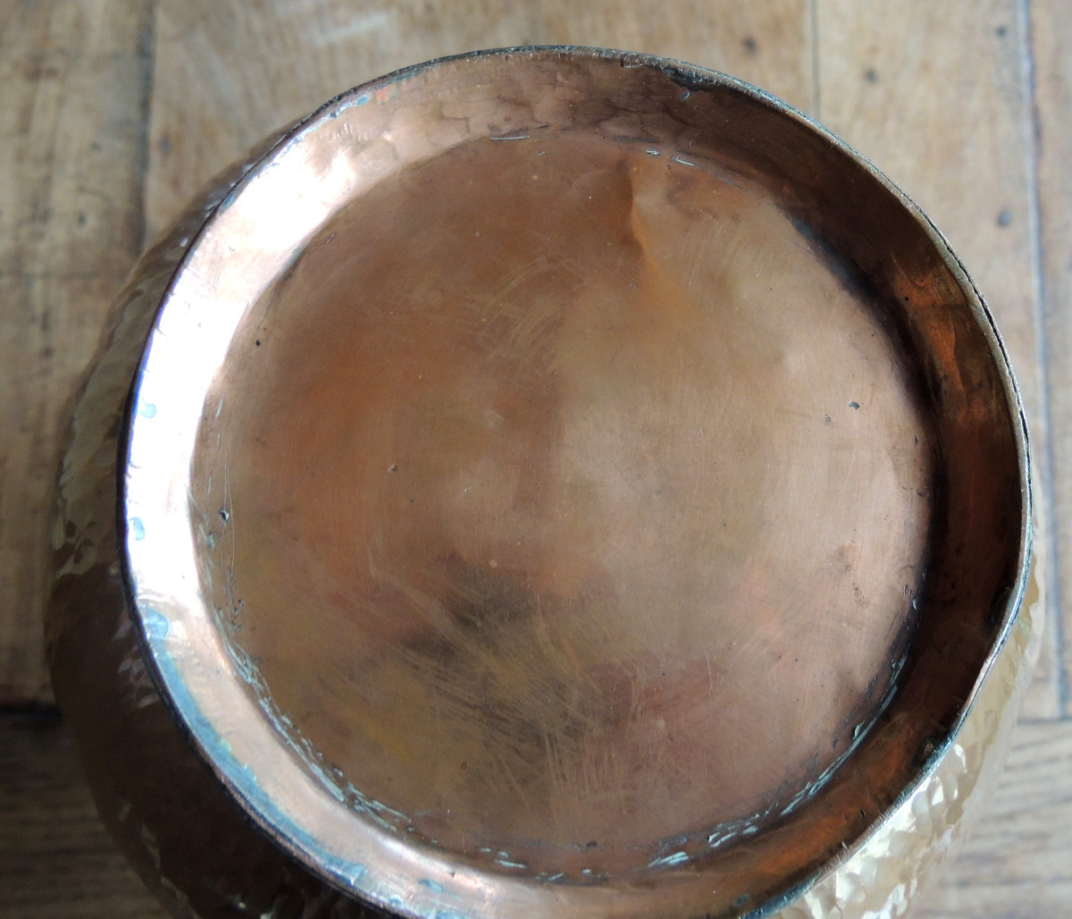 Copperware, Hammered Copper Vase Signed Under The Neck Carnière, Art Deco, 20th Century -photo-4