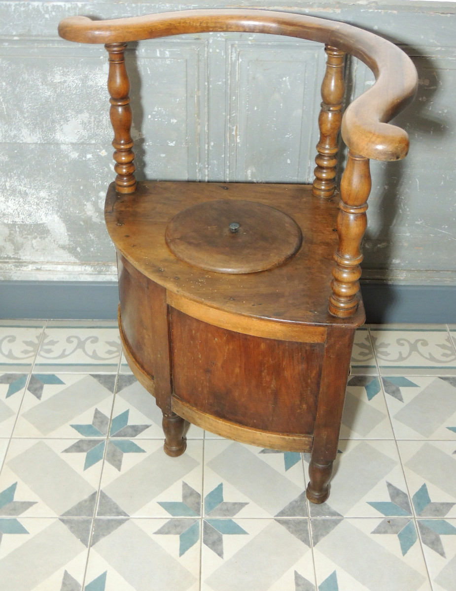 Louis Philippe Walnut Commode Chair, 19th Century -photo-4