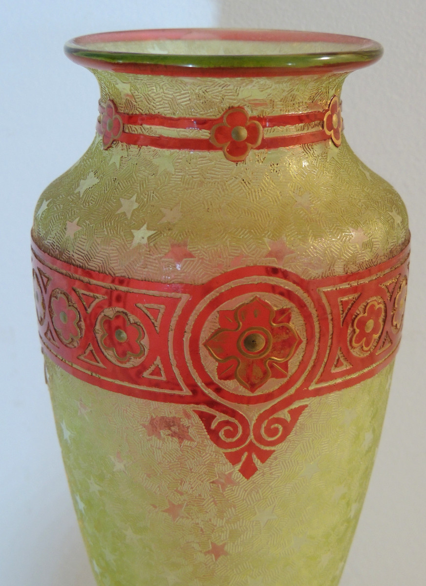 vase montjoye verrerie de Saint Denis décor dégagé à l'acide sur fond givré étoilé ,fin 19 ème -photo-2