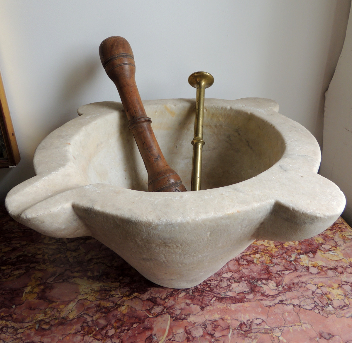 Marble Apothecary Mortar With Ears, Walnut Pestle And Bronze Pestle, 18th Century-photo-2