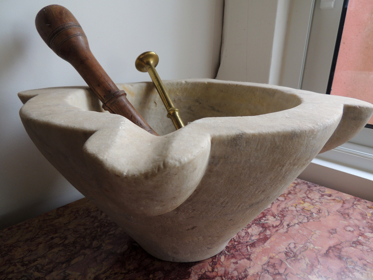 Marble Apothecary Mortar With Ears, Walnut Pestle And Bronze Pestle, 18th Century-photo-3