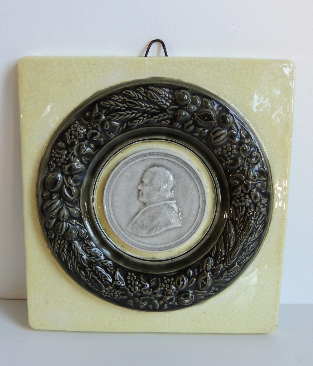 Enameled Porcelain Medallion Portrait Of Pope Pope IV Giovanni Maria Mastai Ferretti 19th Century-photo-2