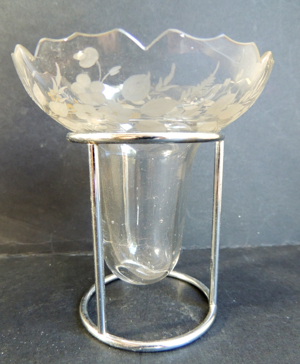 vase en cristal gravé floral , vase à oignon dit à jacinthe , des annèes  50 - 60 ,  20 ème -photo-2