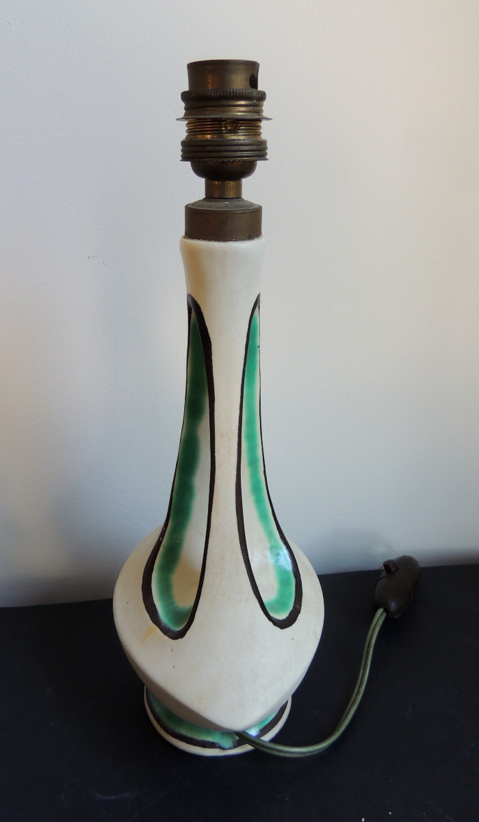 lampe de chevet , pied en céramique blanche aux traits vert et noir,abat jour d'origine ,20 ème-photo-2
