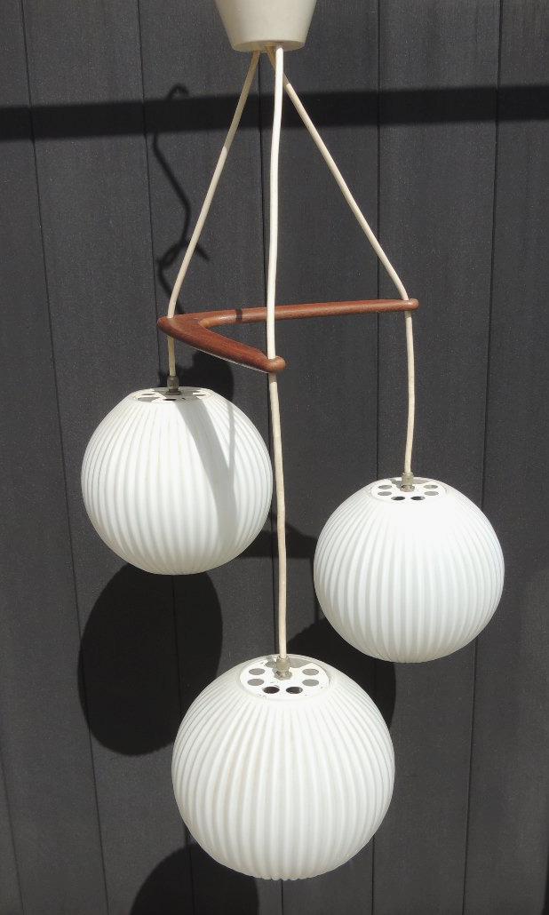 Suspension By Louis Kalff For Philips Year 1960 , Model With Three Suspended Balls , 20 ème-photo-3