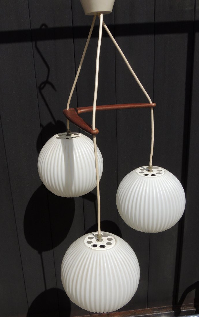 Suspension By Louis Kalff For Philips Year 1960 , Model With Three Suspended Balls , 20 ème-photo-4