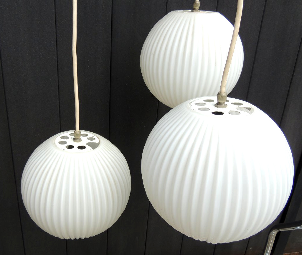Suspension By Louis Kalff For Philips Year 1960 , Model With Three Suspended Balls , 20 ème-photo-3