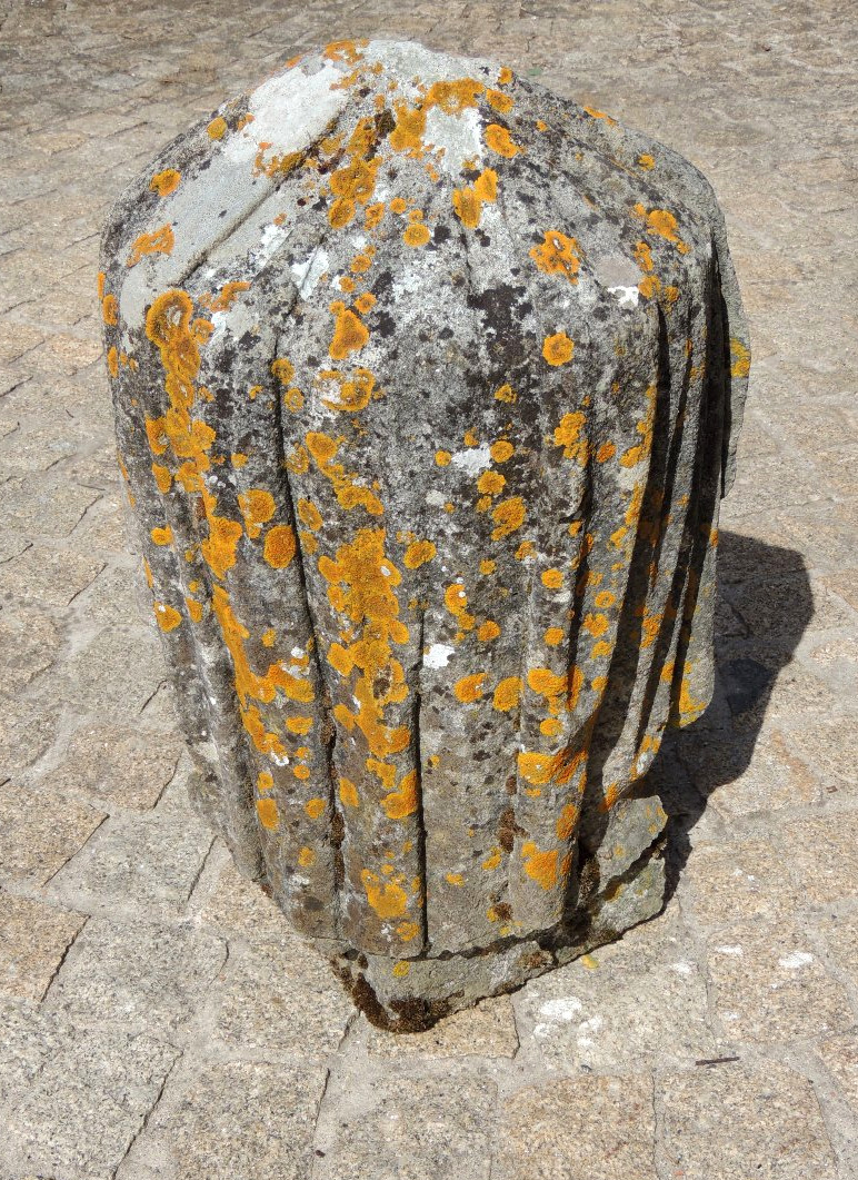 Ancient Covered And Draped Stone Urn , Medoc Region , Weight 90 Kg , 19th Century-photo-5