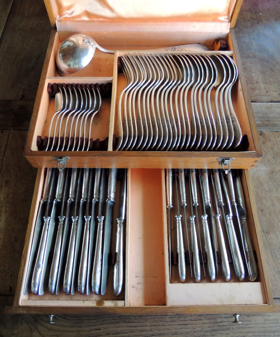 Silver-plated Household Set, Apollo House In Oak Case, 58 Pieces, 20th Century-photo-2