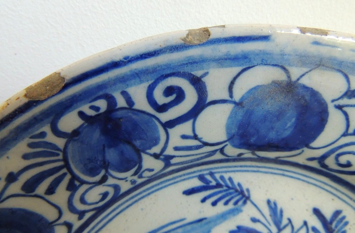 assiette en faïence de Delft , décor floral en camaïeu bleu , Hollande , 18 ème  -photo-2