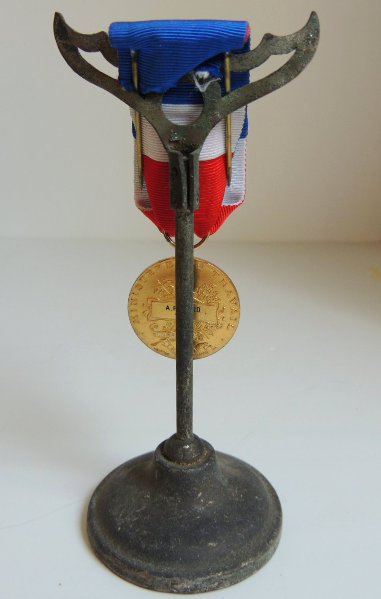 présentoirs , supports  , 19 portes médailles , militaria époque Napoléon III , 19 ème-photo-4