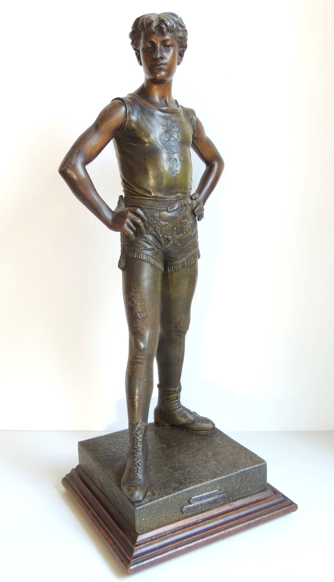sculpture d'un athlète d'un sportif en régule de E. Bouret , challenge de Marcel Attias ,19 ème