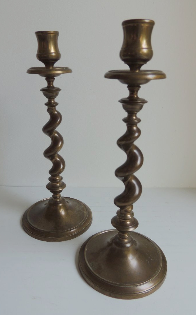Pair Of Twisted Bronze Candlesticks, Louis XIII Style, 19th Century -photo-3