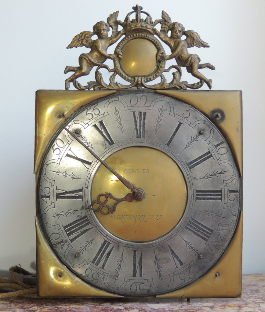 mouvement d'horloge de pendule , cadran en étain et plaques de laiton corniche d'anges , 18 ème-photo-2