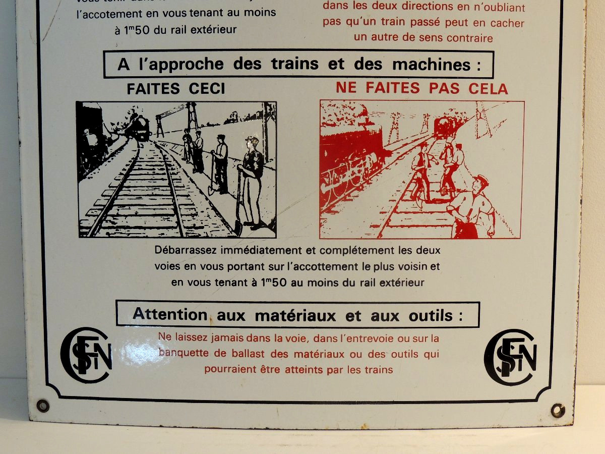 plaque émaillée SNCF " La sécurité avant tout " panneau de signalisation  53 x 40 cm ,  20 ème -photo-2
