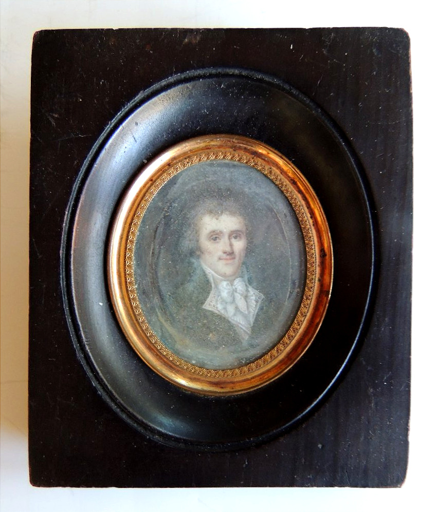 portrait , miniature d'un gentil homme en redingotte dans un cadre en bois noirci , 19 ème -photo-2