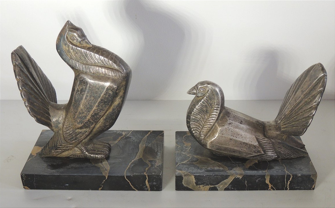 serre livres du sculpteur animalier Irénée Rochard , couple de dindes en bronze argenté ,20 ème-photo-2