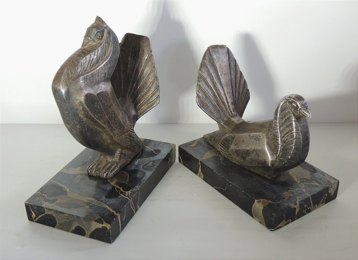 serre livres du sculpteur animalier Irénée Rochard , couple de dindes en bronze argenté ,20 ème-photo-3