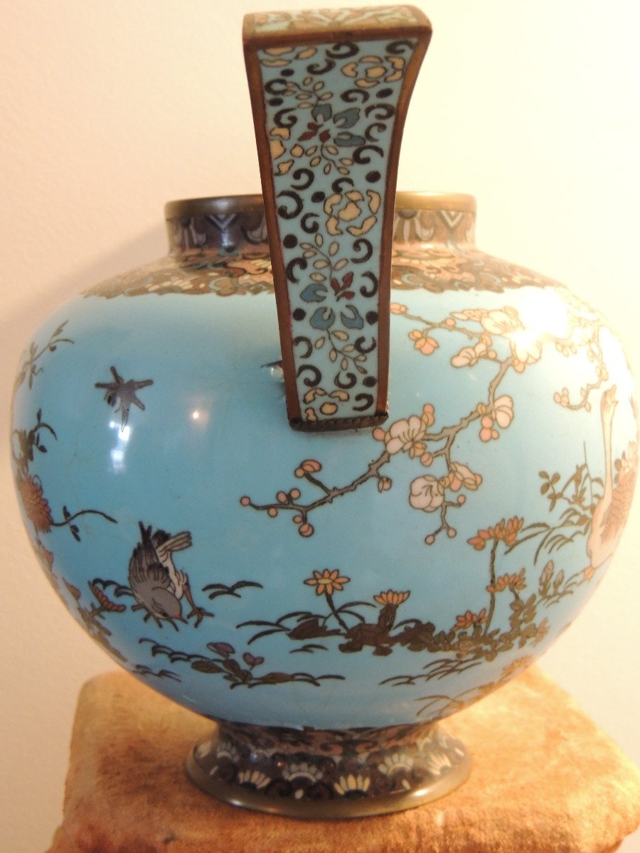 Vase En Bronze à émaux Cloisonnés , Japon Meiji XIX ème Siècle , Décor d'Oiseaux Sur Fond Bleu-photo-3