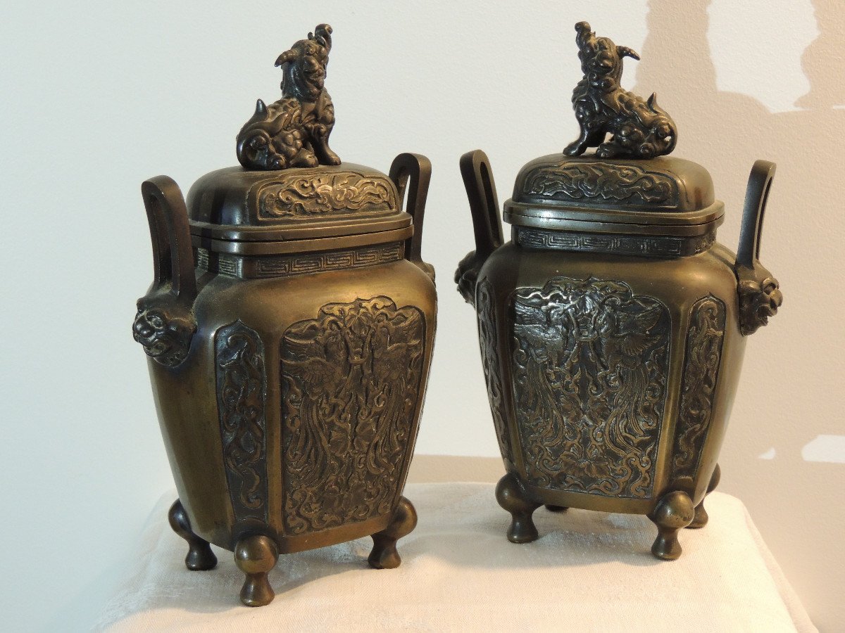 Pot Couvert En Bronze , Paire De Vases Surmontés De Chien Fu , Chiens Chinois, Du 19 ème Siècle-photo-1