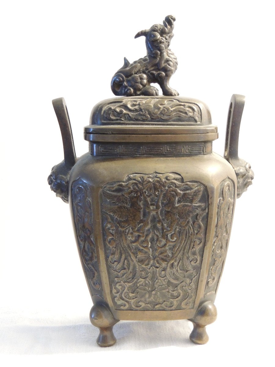 Covered Bronze Pot, Pair Of Vases Topped With Chie Fu, Chinese Dogs, From The 19th Century-photo-2