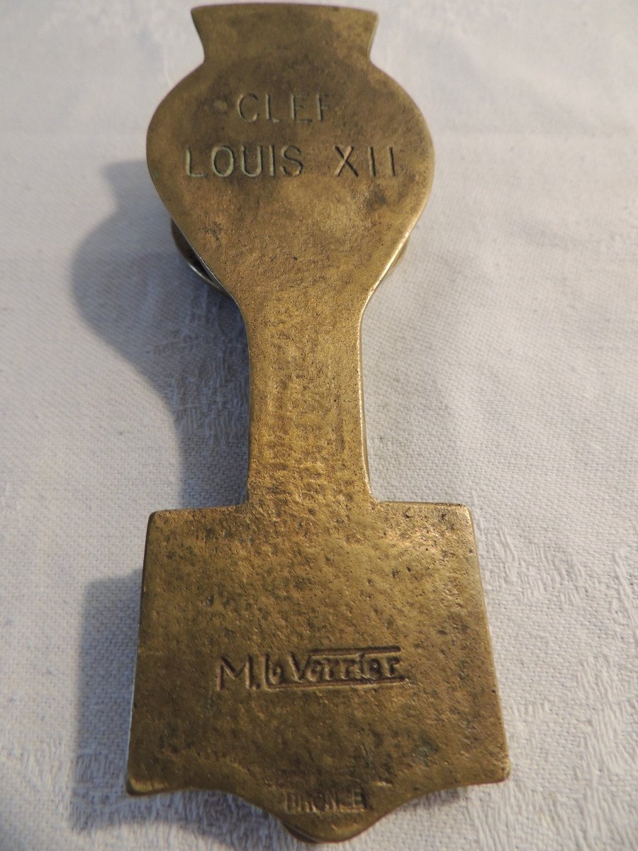 Pince Pour Lettre En Bronze De Max Le Verrier La Clef Louis XII-photo-3