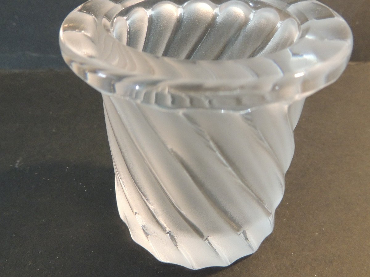 Lalique France Vase, Small Pot-photo-4