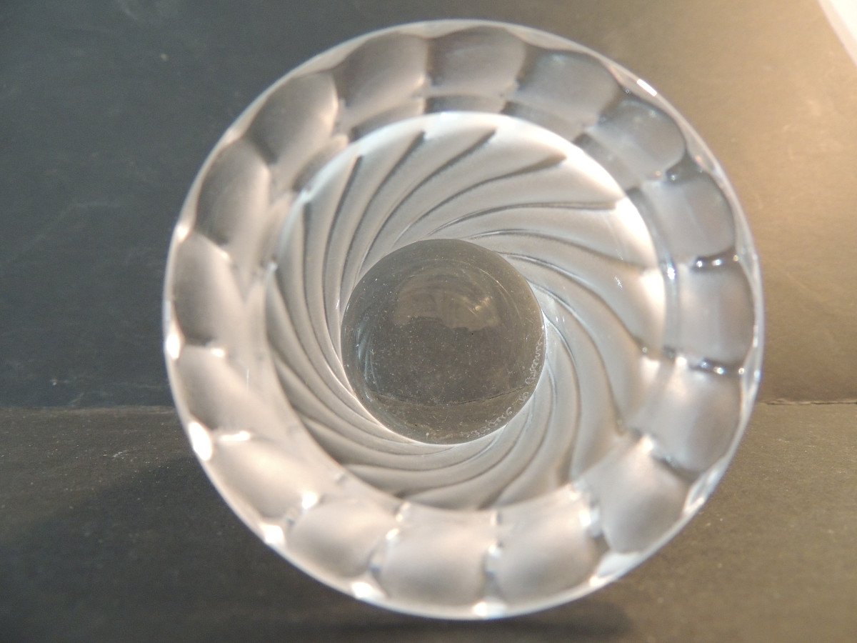 Lalique France  Vase , Petit Pot -photo-4