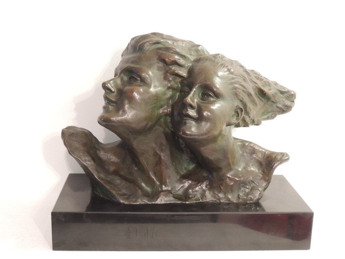 Sculpture En Bronze,couple Les Cheveux Au Vent ,de René André Varnier Vers 1930-photo-3
