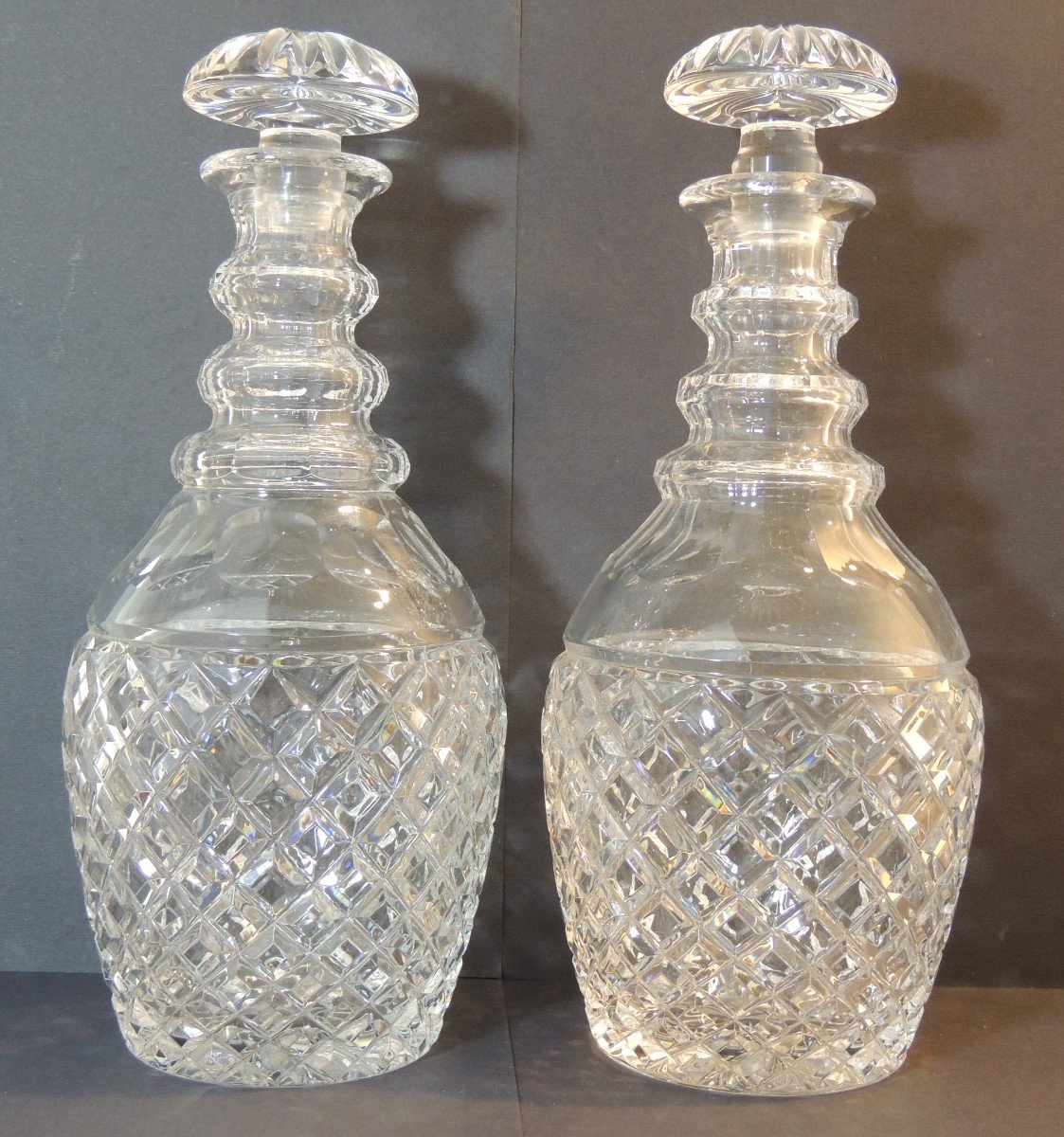 Paire De Carafes En Cristal Taillé ( Pour Le Whisky ) Du XX ème Siècle 