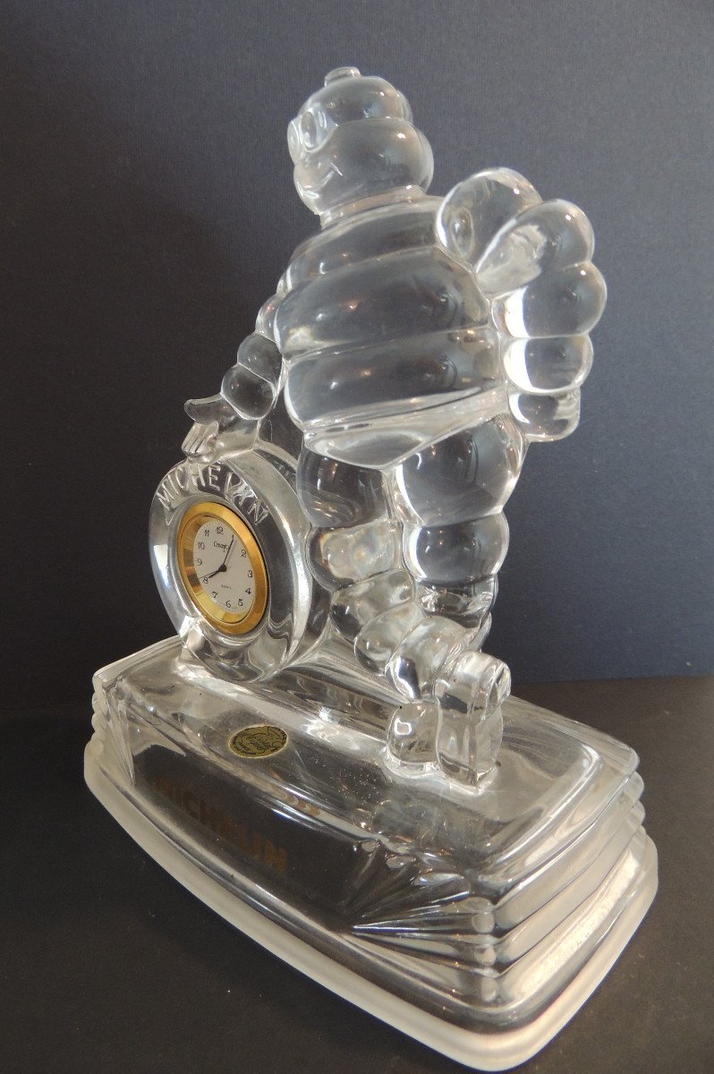 Michelin Bibendum Clock In Cristal d'Arques From The 1990s, Advertising Paperweight-photo-3