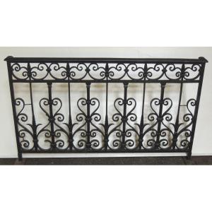 garde-corps , rambarde , appui de fenêtre en ferronnerie , de style Louis XIV du 18 ème siècle