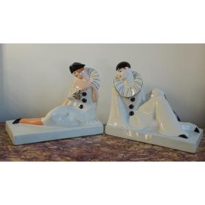 serres livres en céramique émaillée Pierrot et Colombine le moulin des loups à Orthies , 20 ème