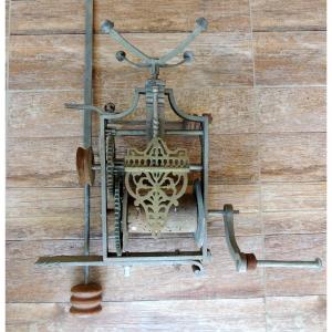 Spit Turner, Wall-mounted Fireplace Accessory For Cooking And Baking From The 18th Century