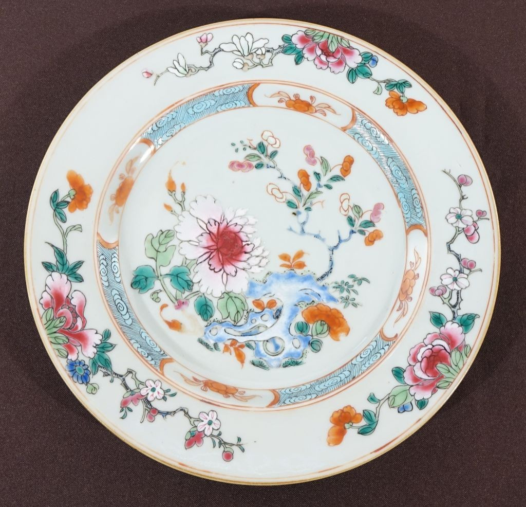 18th Century Chinese Porcelain Plate