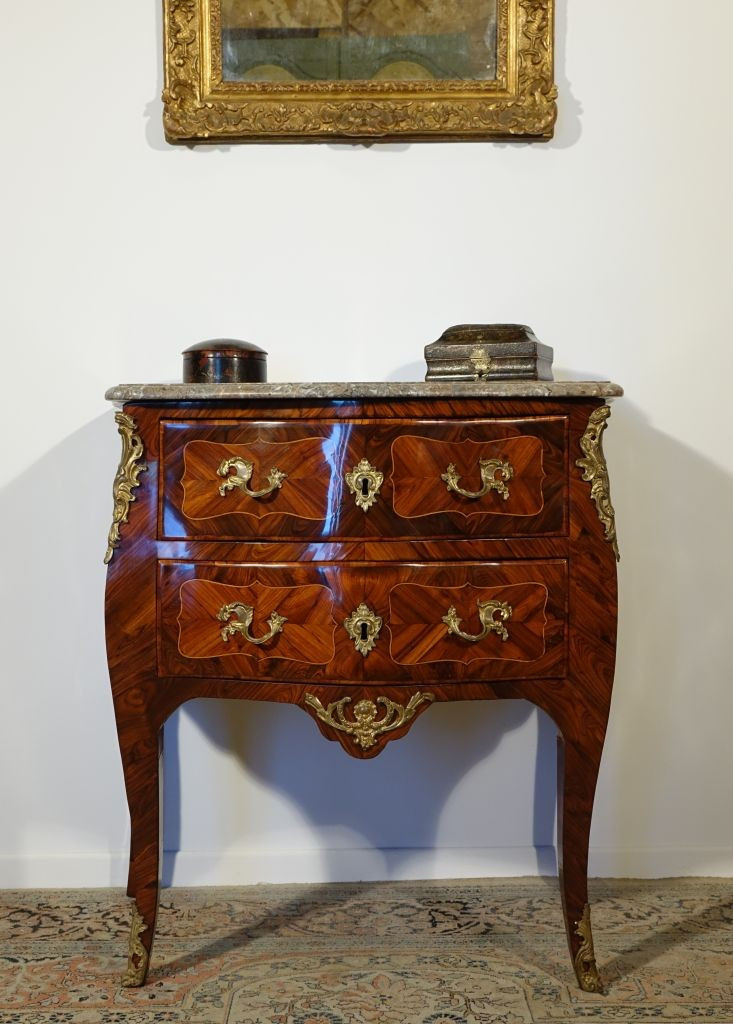 Commode d'entre deux estampillée C.I DUFOUR