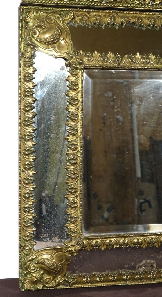 Miroir à fronton et parecloses de style Louis XIV-photo-4